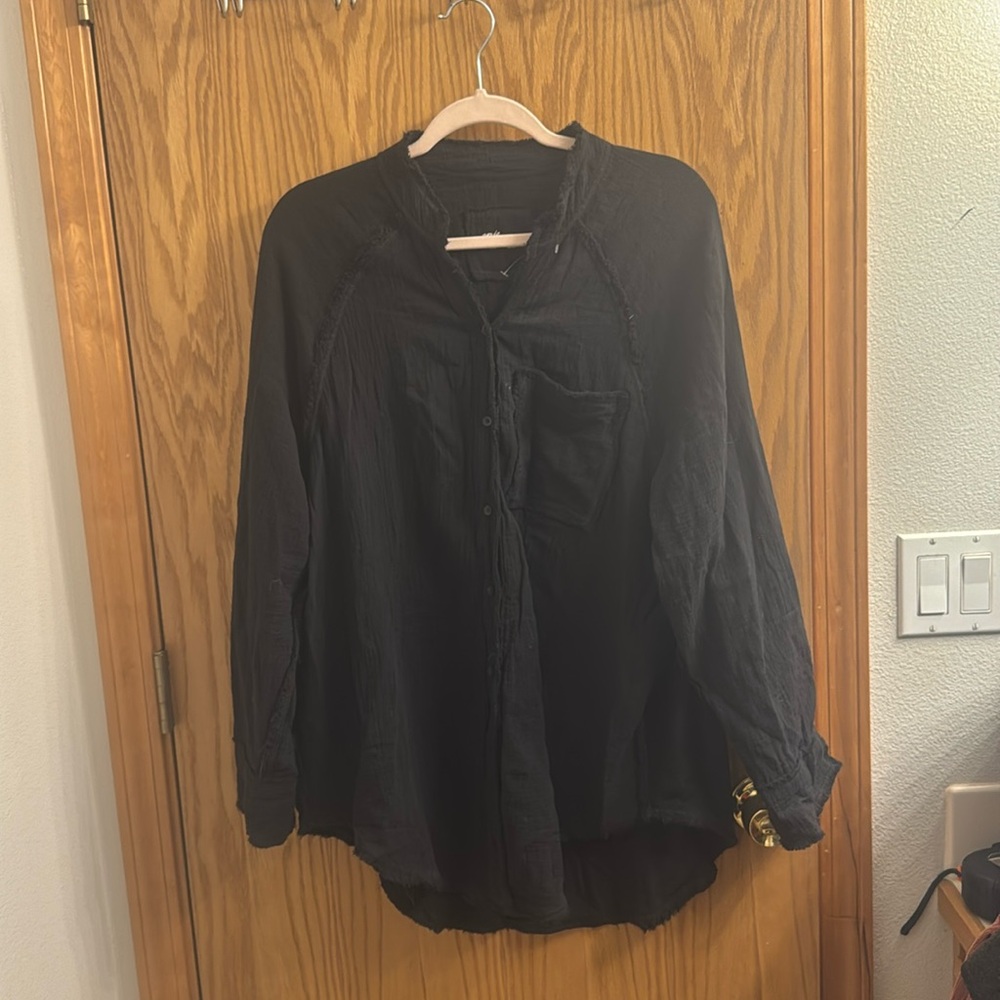 Aerie black long sleeve button down size small
